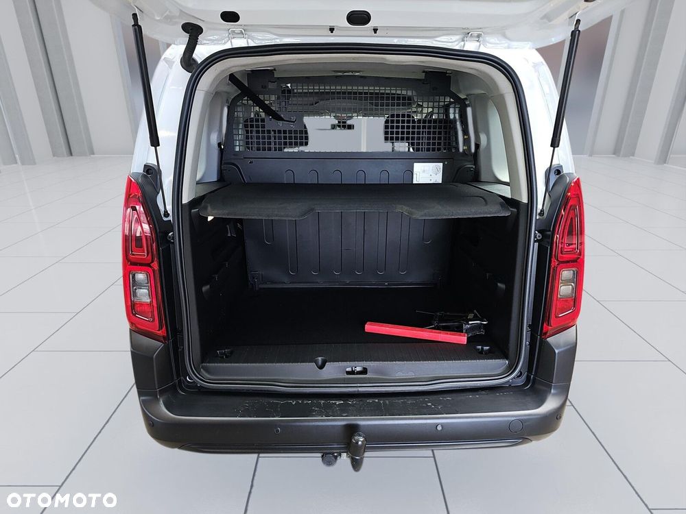 Opel Combo 1.5 DT Edition 102KM - 17