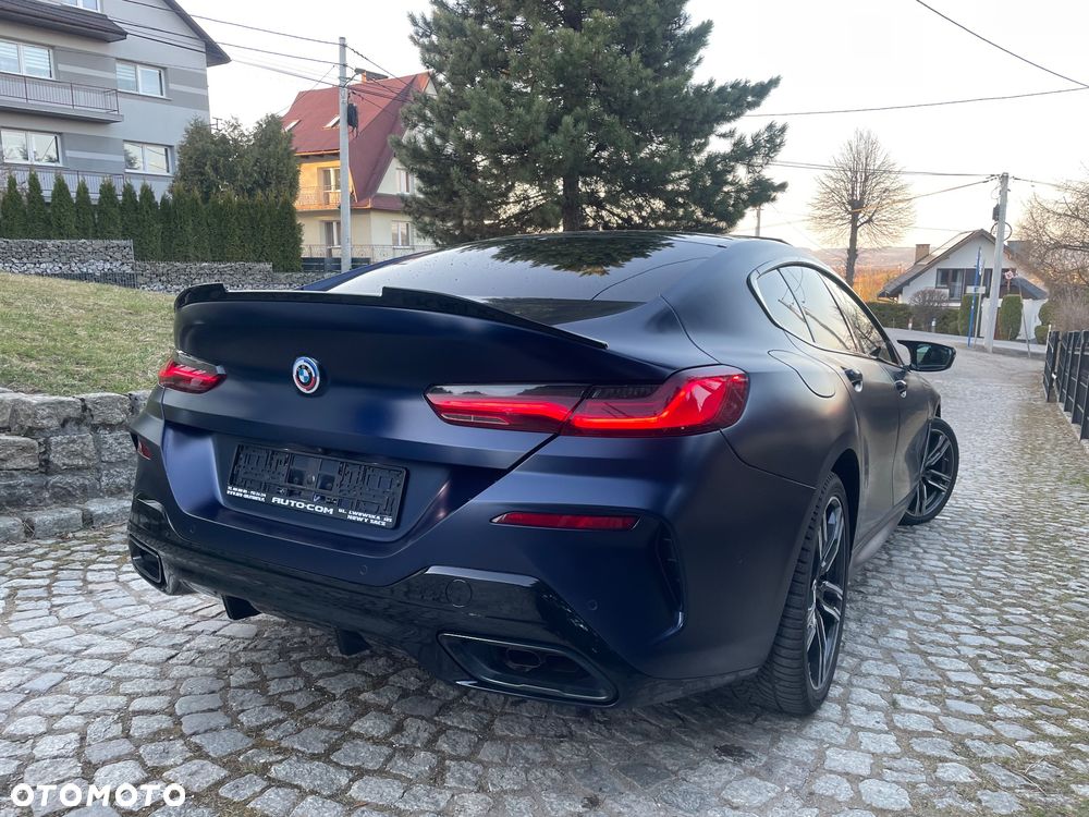 BMW Seria 8 - 9