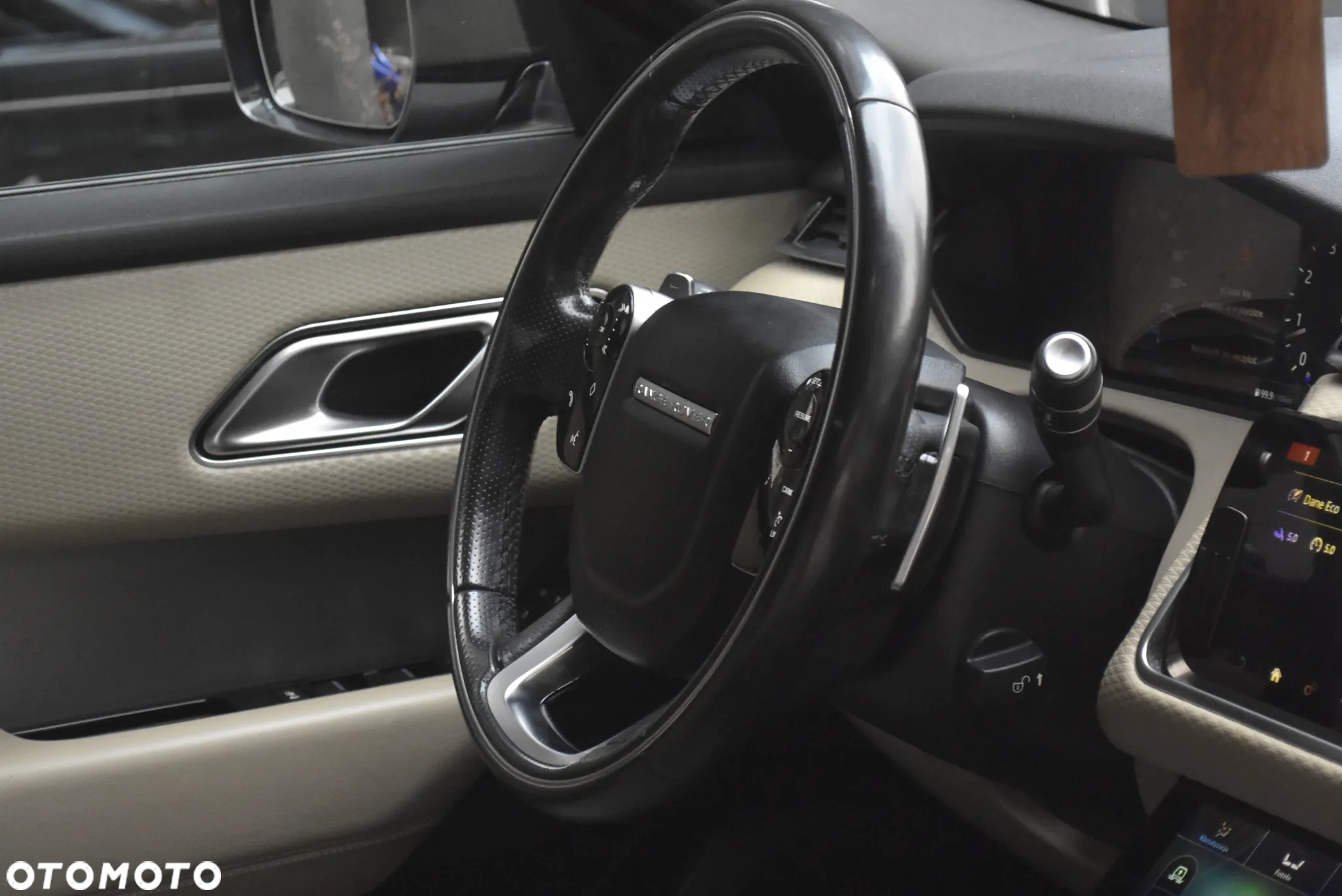 Land Rover Range Rover Velar 2.0 Si4 GPF R-Dynamic SE - 22