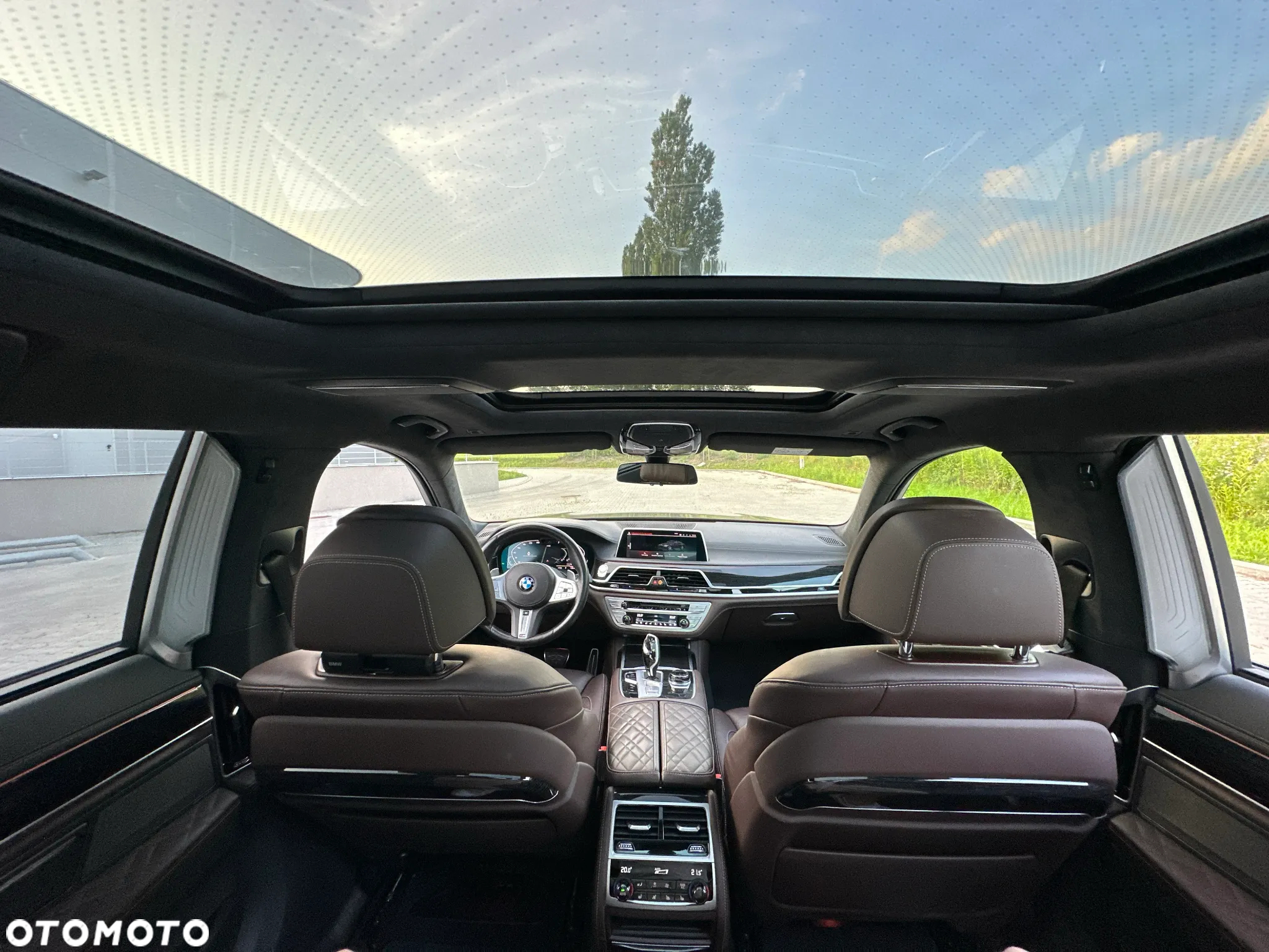 BMW Seria 7 750Li xDrive sport - 19