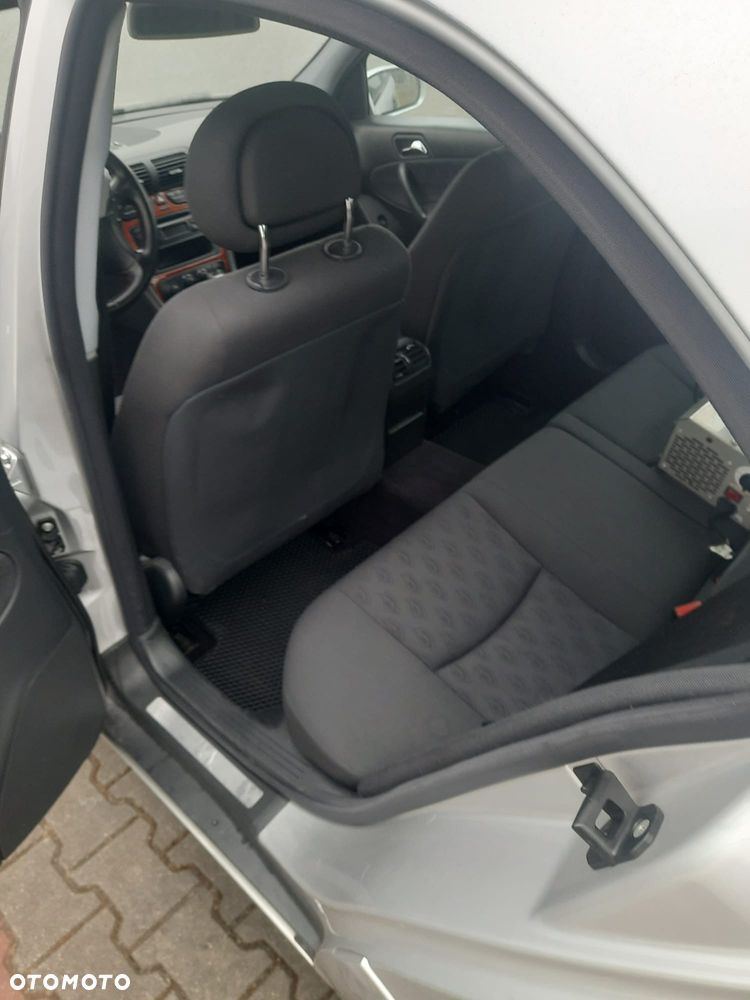 Mercedes-Benz Klasa C - 8