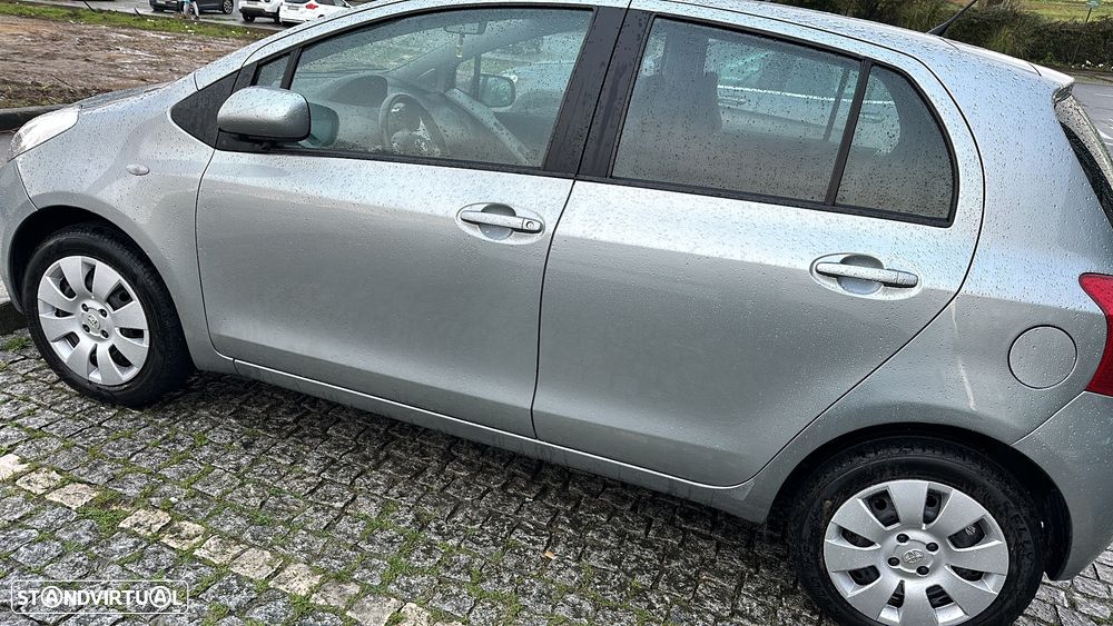 Toyota Yaris 1.0 VVT-i Rock in Rio - 7