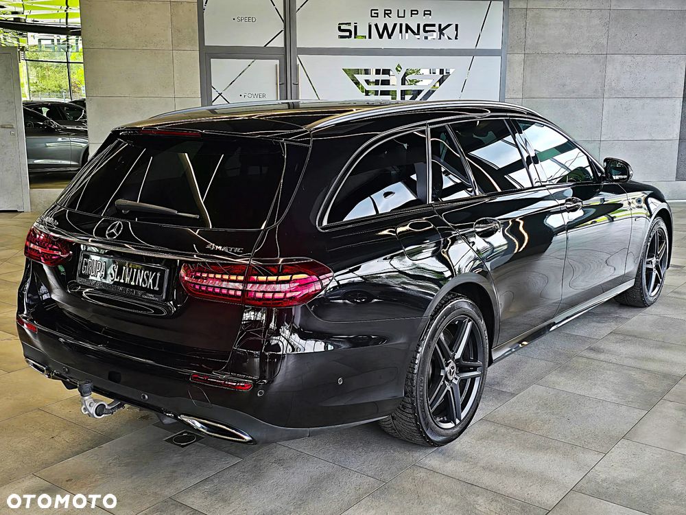 Mercedes-Benz Klasa E 300 de 4Matic 9G-TRONIC AMG Line - 8