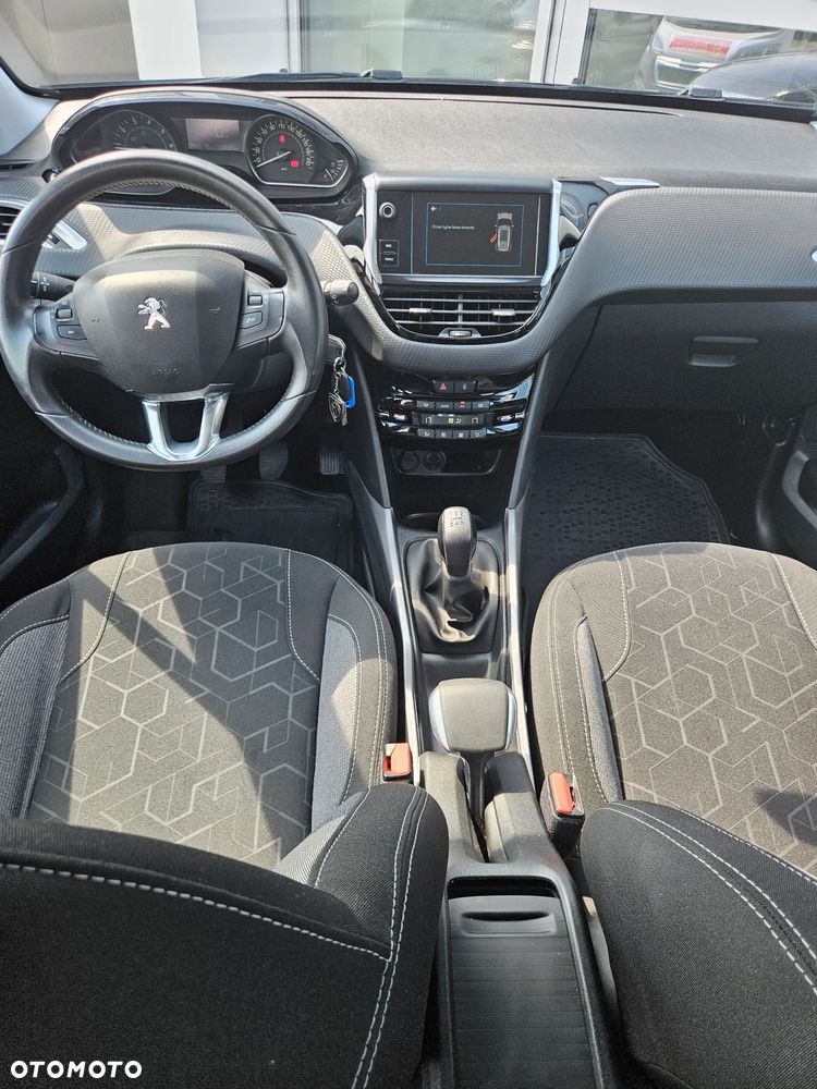 Peugeot 2008 1.2 Pure Tech GPF Active S&S - 10