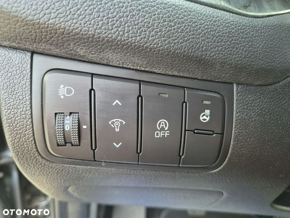 Kia Ceed - 24