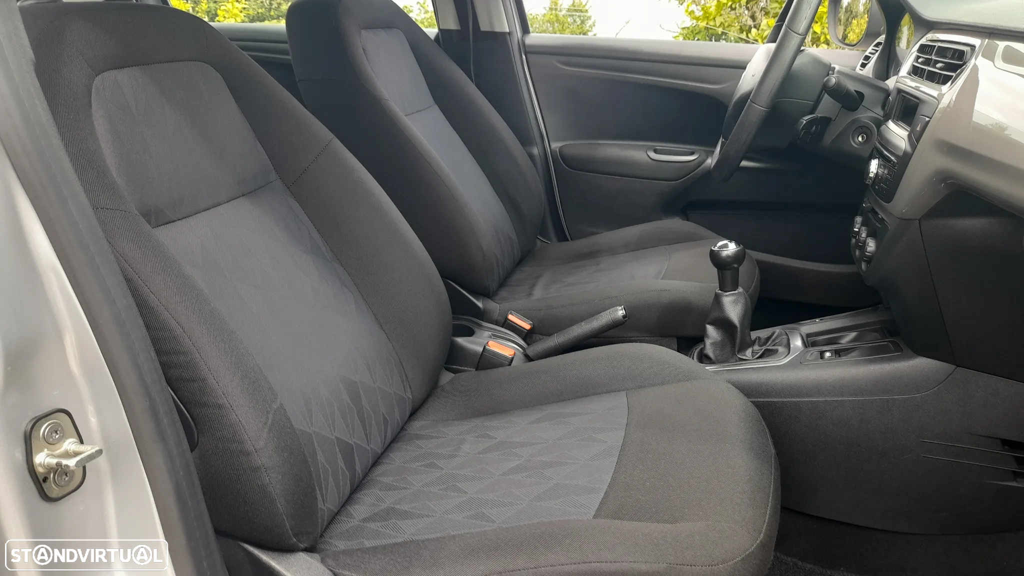 Citroën C-Elysée 1.6 HDi Seduction - 40