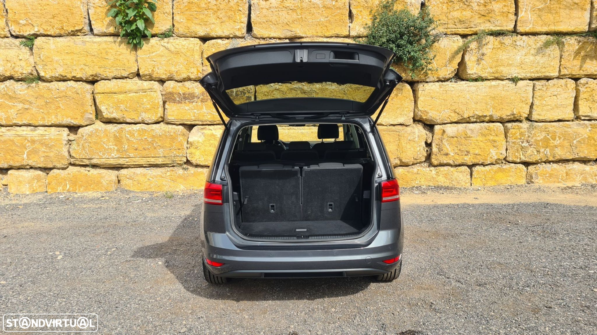 VW Touran 1.6 TDI Confortline DSG - 50