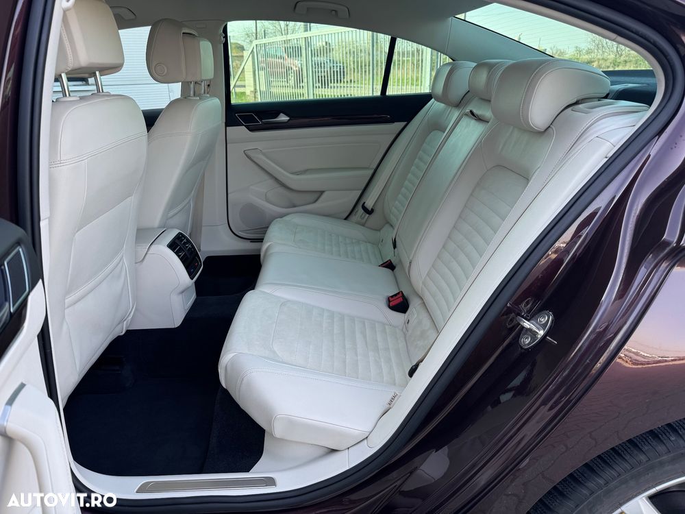 Volkswagen Passat 2.0 TDI DSG Highline - 21