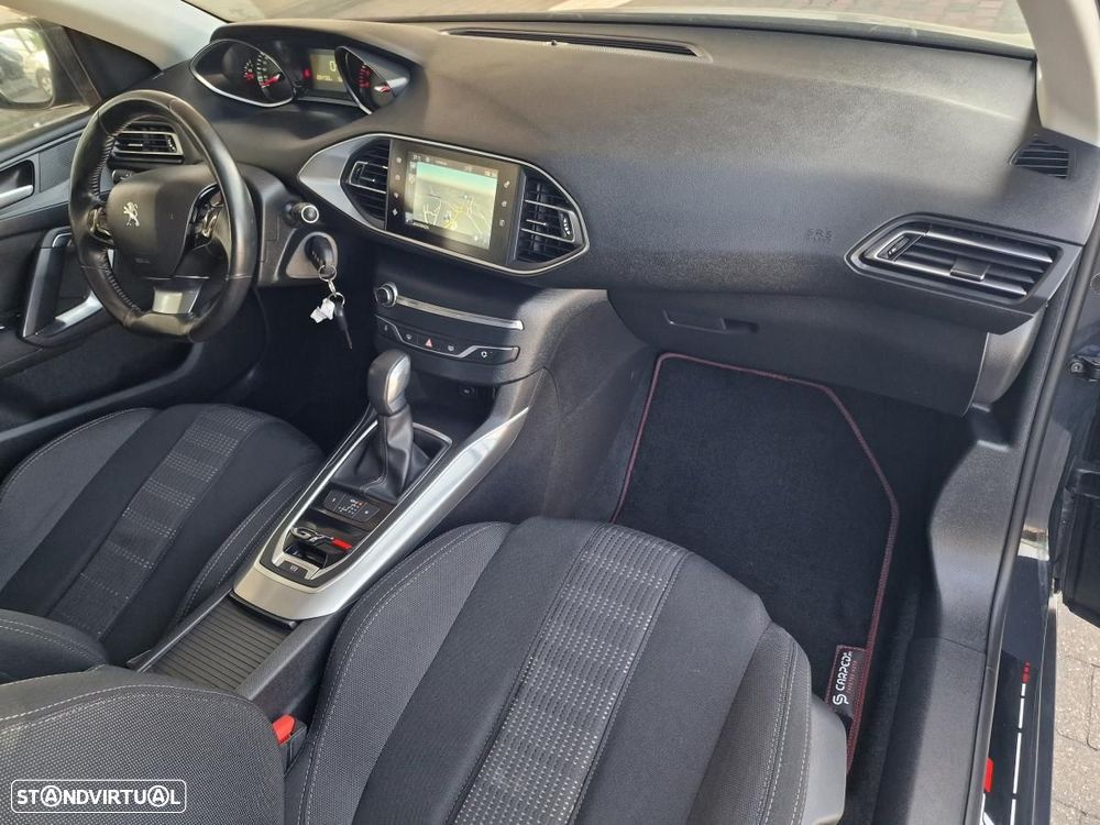 Peugeot 308 2.0 BlueHDi Allure J17 EAT6 - 17