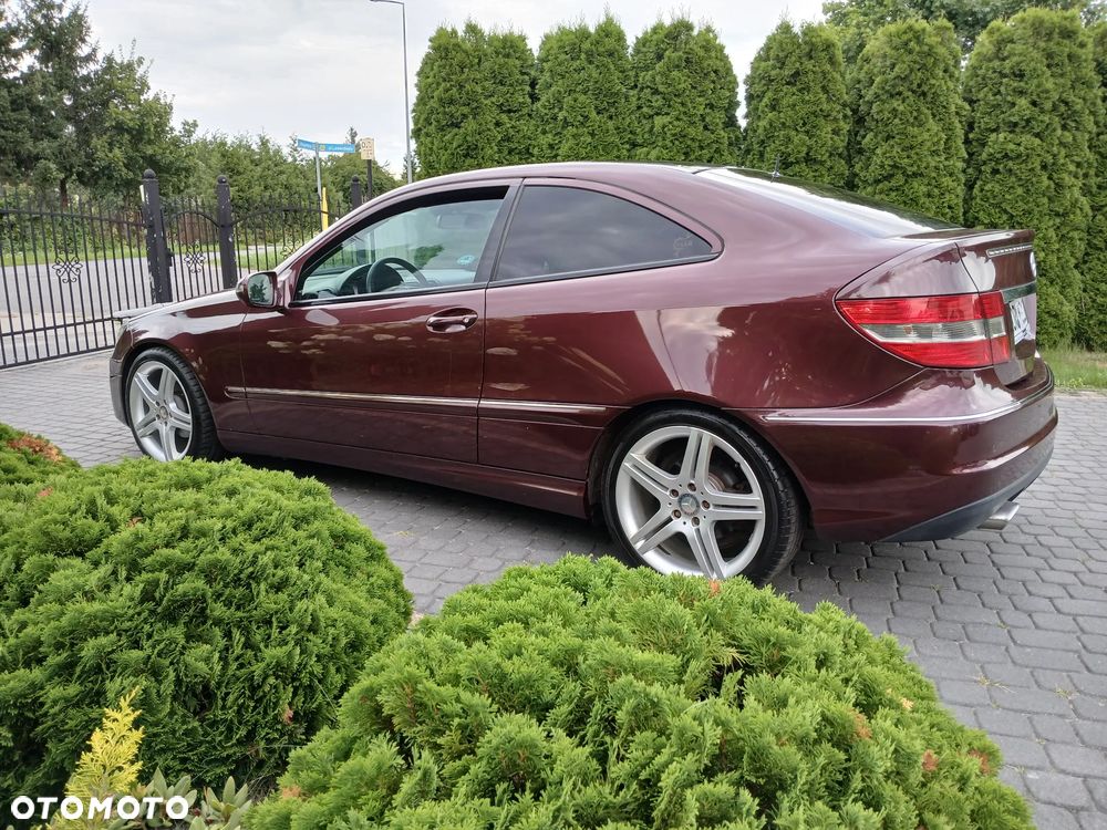 Mercedes-Benz CLC - 21