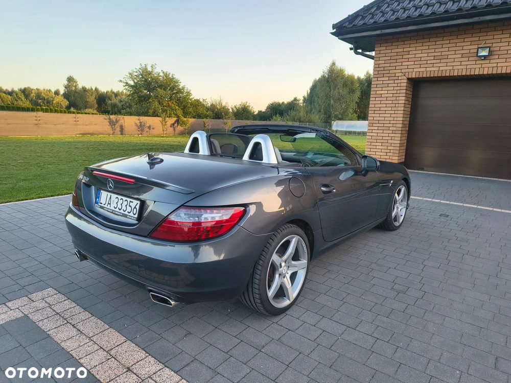 Mercedes-Benz SLK 350 - 5