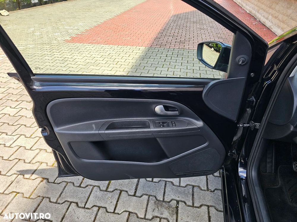 Volkswagen up! BlueMotion Technology club - 19