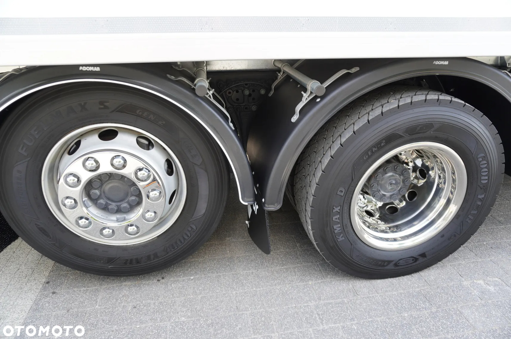 Mercedes-Benz Actros 2545 MP5 6x2 E6 / NOWA chłodnia Igloocar / 19 palet - 24