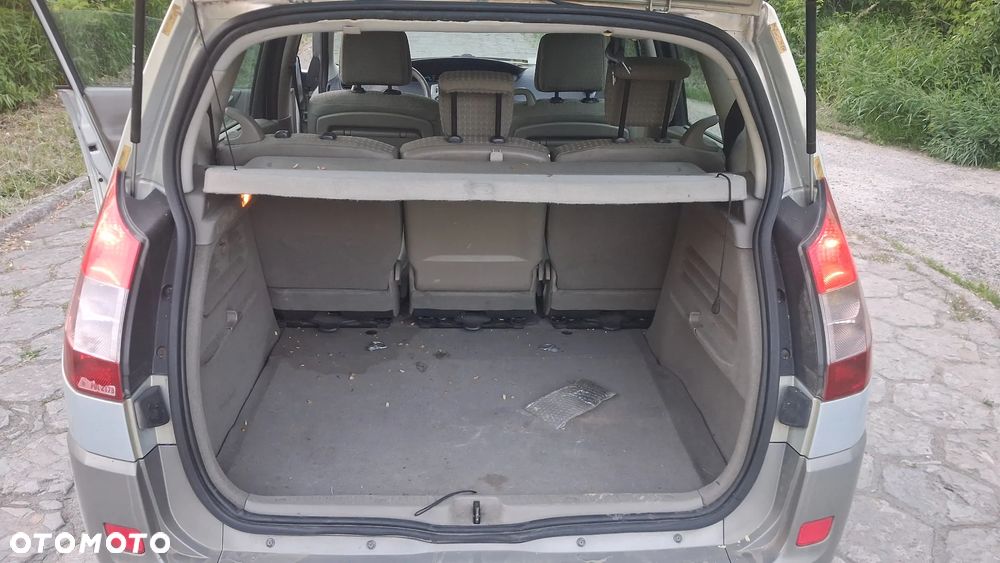 Na części Renault Scenic II silnik 1.6 16v K4M782 lakier MV632 skrzynia maska zderzak drzwi klapa szyba fotel kanapa lusterko lampa deska GWARANCJA !!! Przód Tył Zestaw Komplet Drzwi Klapa Zderzak Błotnik Maska Grill Atrapa Szyba Pas Lampa Lusterko Boczki Fotel Kanapa Kokpit Deska Rozdzielcza Przełącznik Włącznik Sterownik Przewody Wiązka Instalacja Moduł Komputer Czujnik Listwa Pompa Alternator Wtryski Głowica Rozrusznik Kompresor Sprzęgło Dwumas Silnik  Skrzynia ABS Klimatyzacji Paliwa Wspomagania Kolektor Turbina Przepustnica Zawór Chłodnica Koło Hak Belka Sanki Zawieszenie Mcpherson Półoś Amortyzator Wydech Tłumik Zacisk - 15