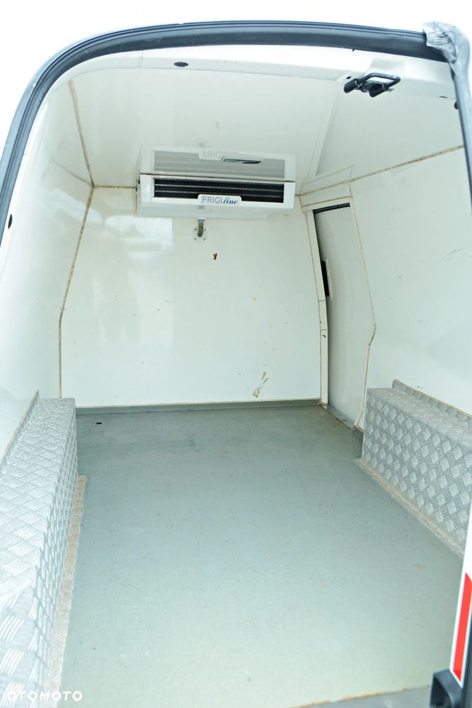Volkswagen Caddy MAXI - 10