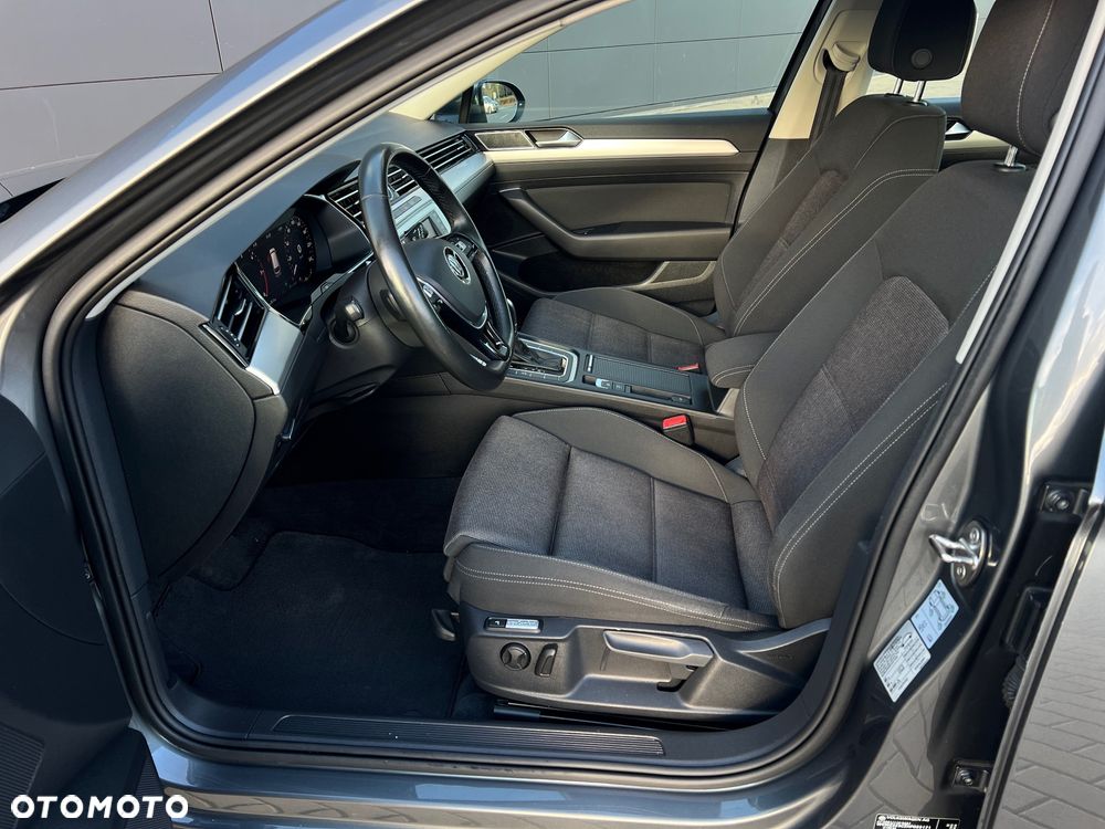 Volkswagen Passat Variant 2.0 TDI BMT Comfortline DSG - 38