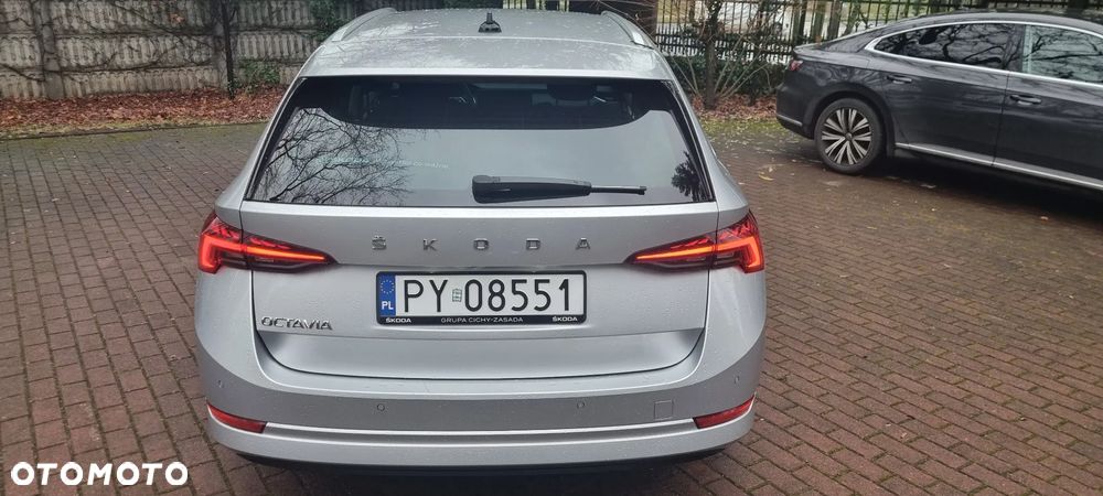 Skoda Octavia 2.0 TDI Style DSG - 2