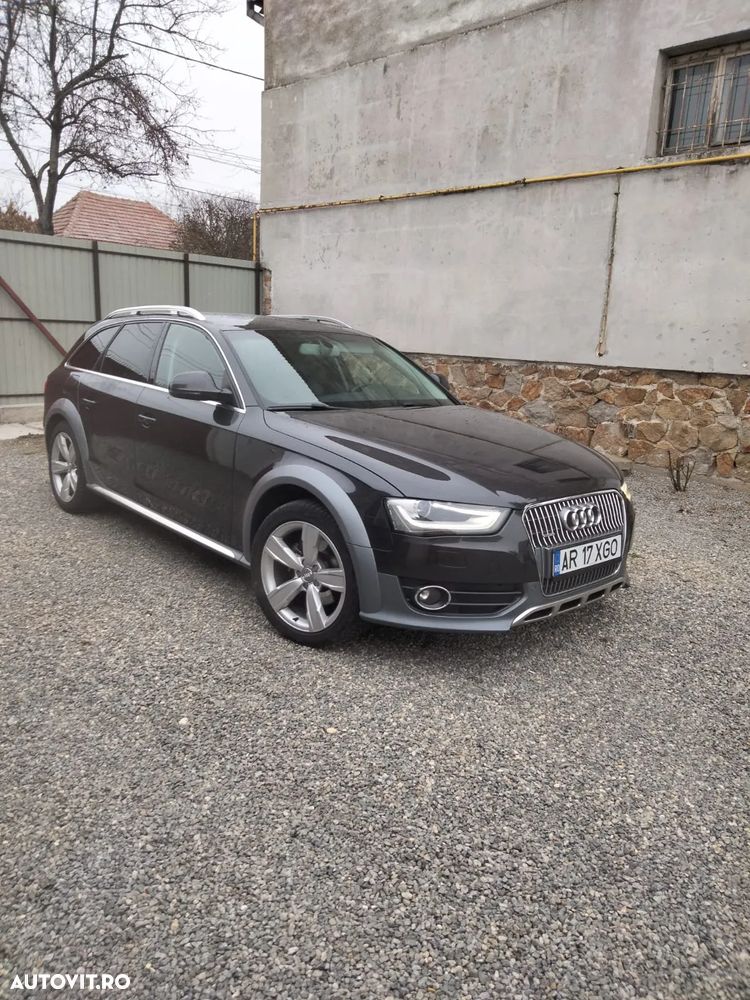 Audi A4 Allroad quattro 2.0 TDI DPF S tronic - 1