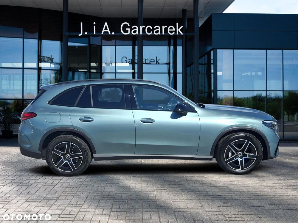 Mercedes-Benz GLC - 7