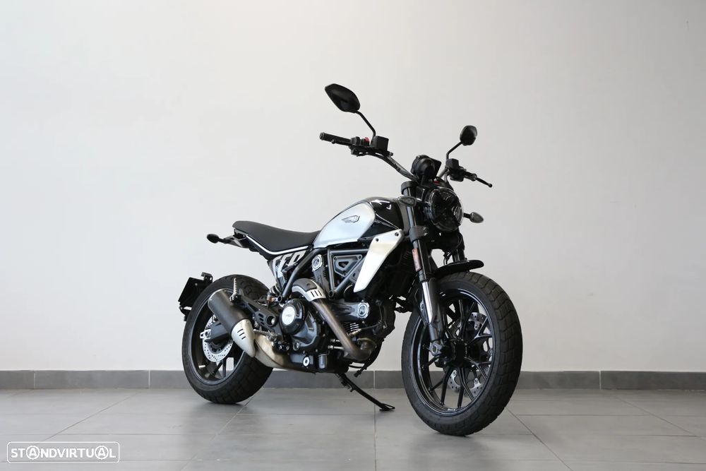 Ducati Scrambler - 1