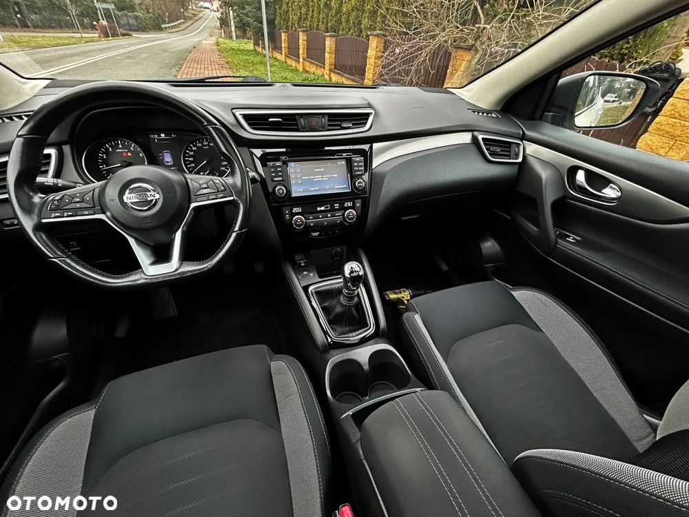 Nissan Qashqai 1.6 DIG-T TEKNA+ - 11