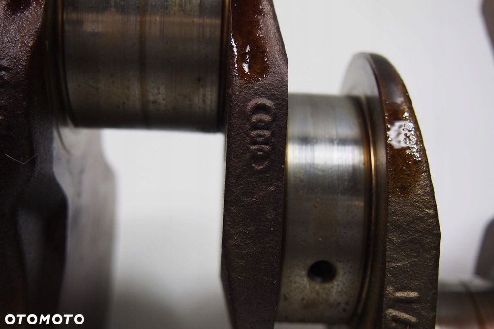 WAŁ KORBOWY VW TOUAREG I Q7 4.2 AXQ - 9