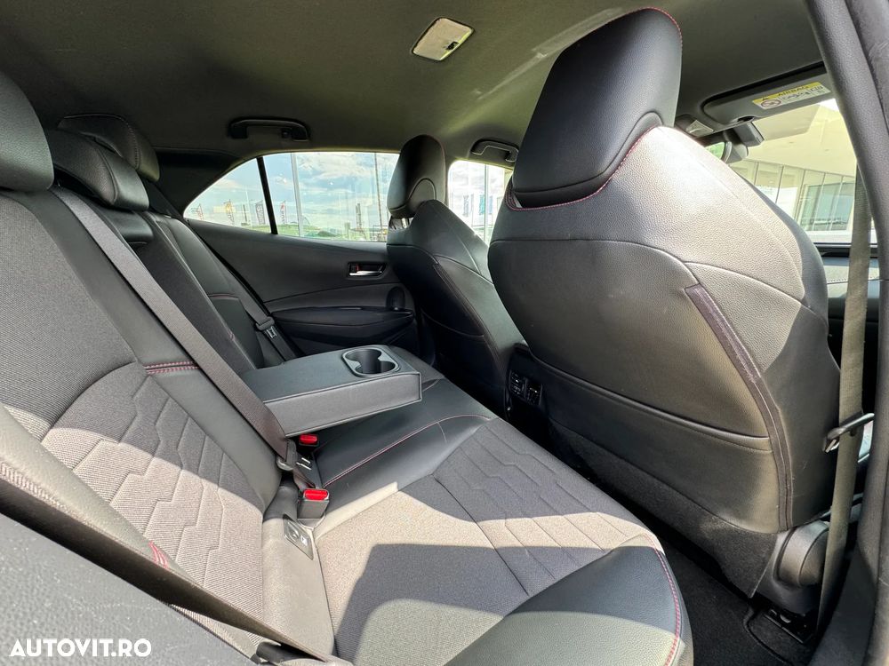 Toyota Corolla 2.0 Business Edition - 27