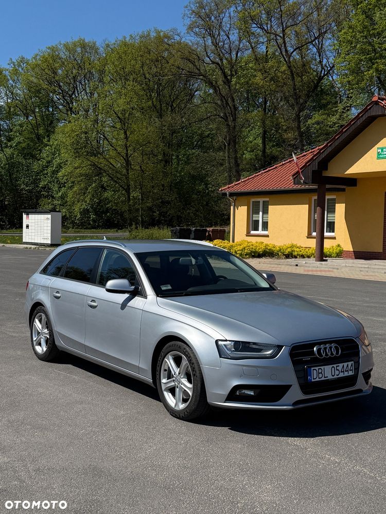 Audi A4 Avant 2.0 TDI Quattro Line S tronic - 2