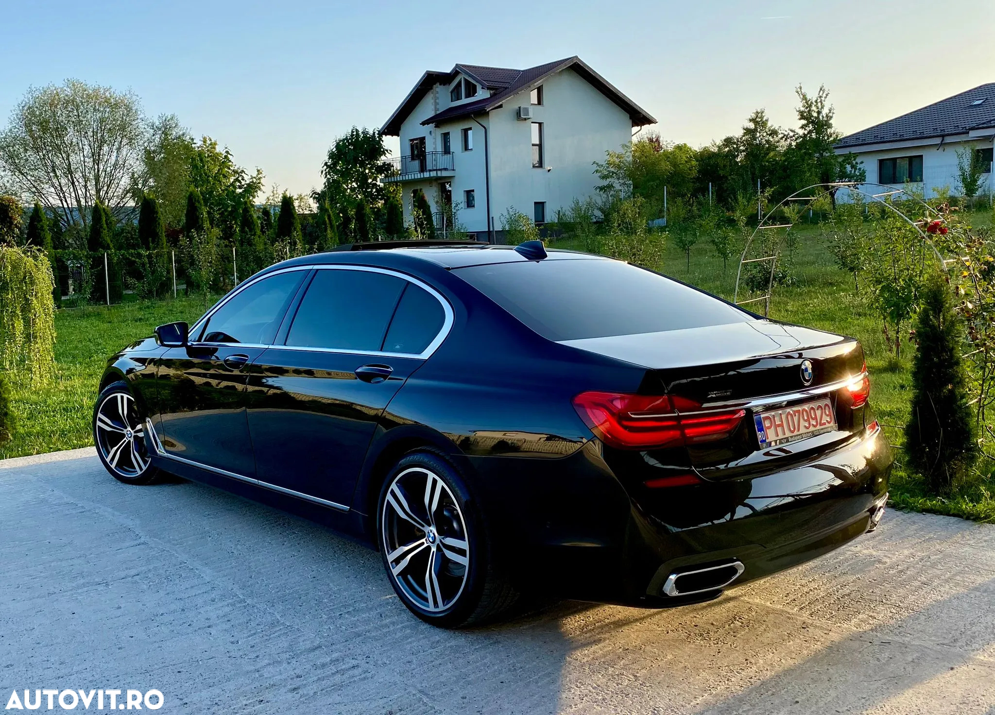 BMW Seria 7 730Ld xDrive - 13