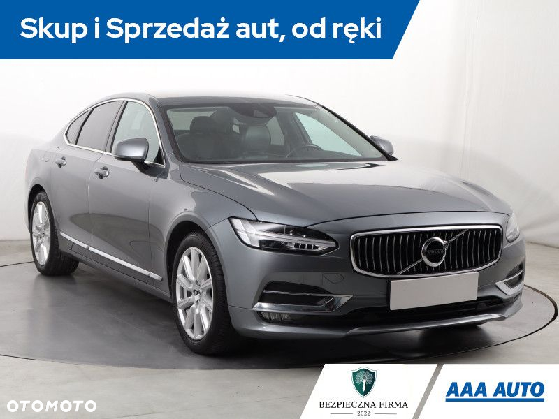 Volvo S90 - 2