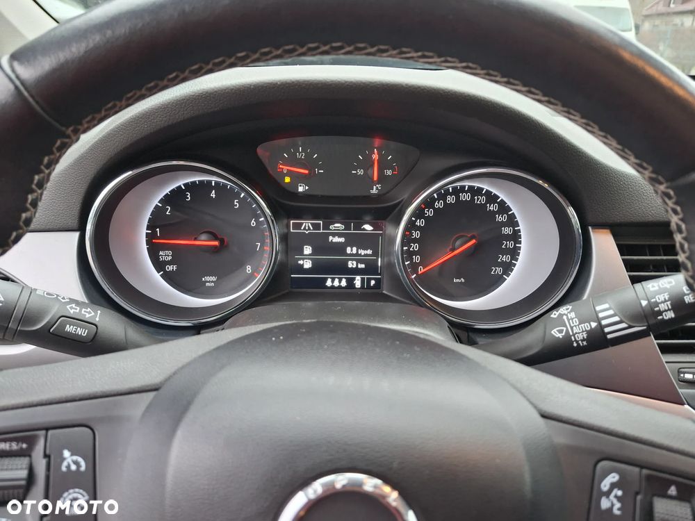 Opel Astra 1.4 T Dynamic S&S - 12