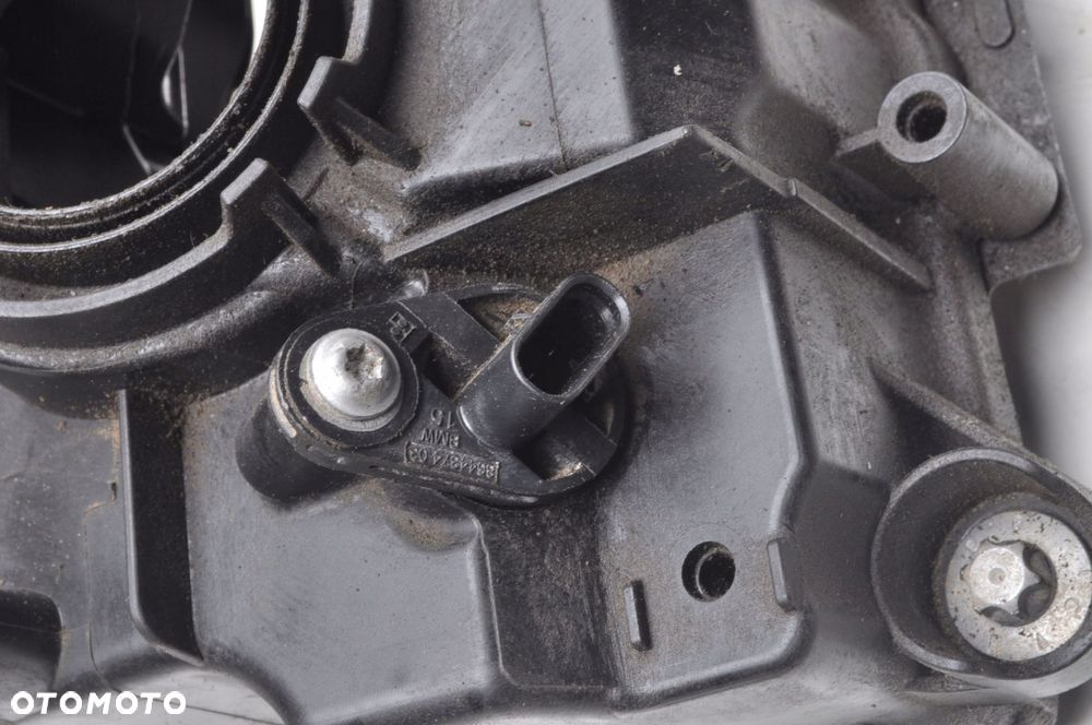 MINI F56 1.5 12V POKRYWA ZAWORÓW 8631744 - 7