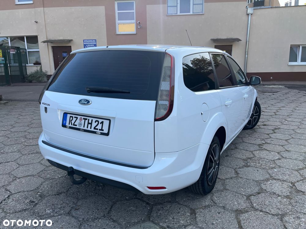 Ford Focus - 17