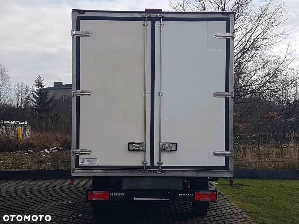 Iveco DAILY 6EP CHŁODNIA MROŹNIA IZOTERMA AGREGAT THERMO KING V-200 MAX GRZANIE ZASILANIE Z SILNIKA + ELEKTRYCZNE - 16