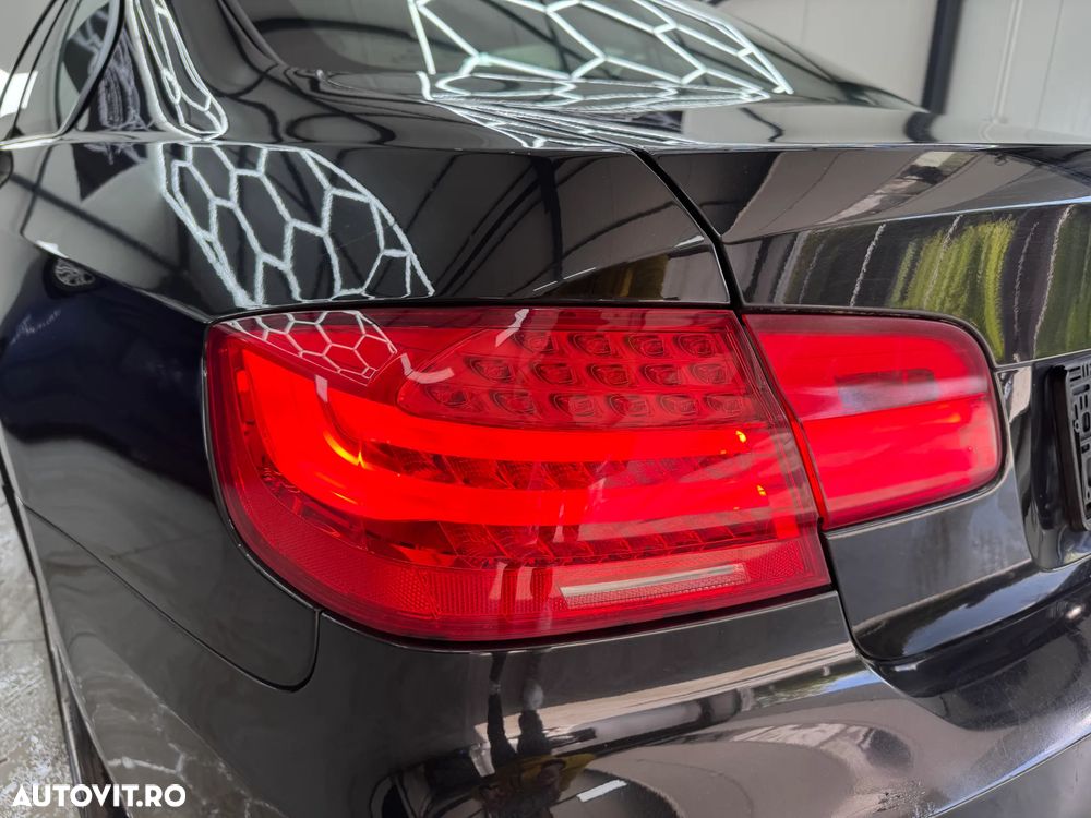 BMW Seria 3 320d Aut. Edition Exclusive - 8