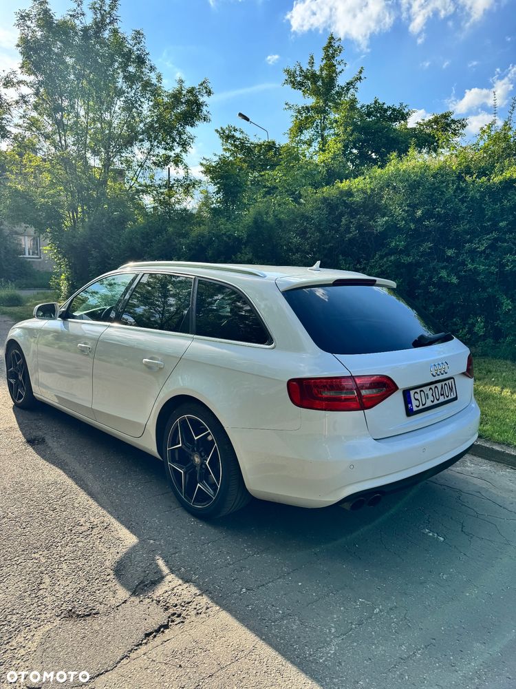 Audi A4 Avant - 4