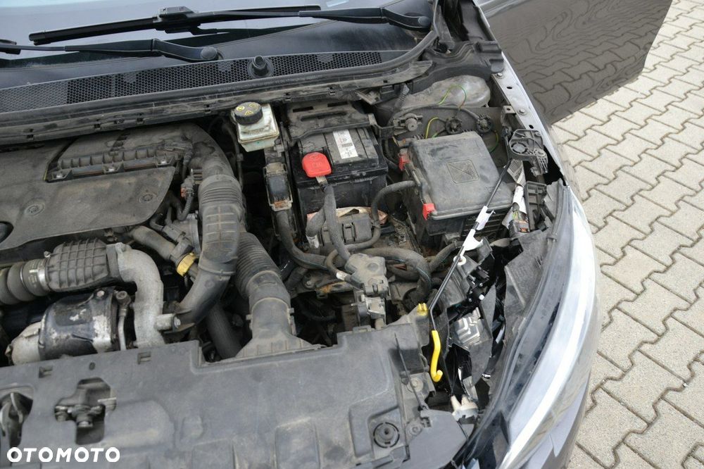 Peugeot 308 - 12