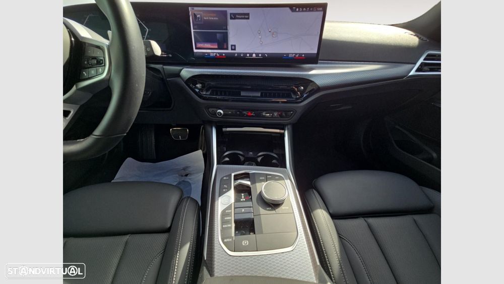 BMW 330 e Pack Desportivo M Auto - 13