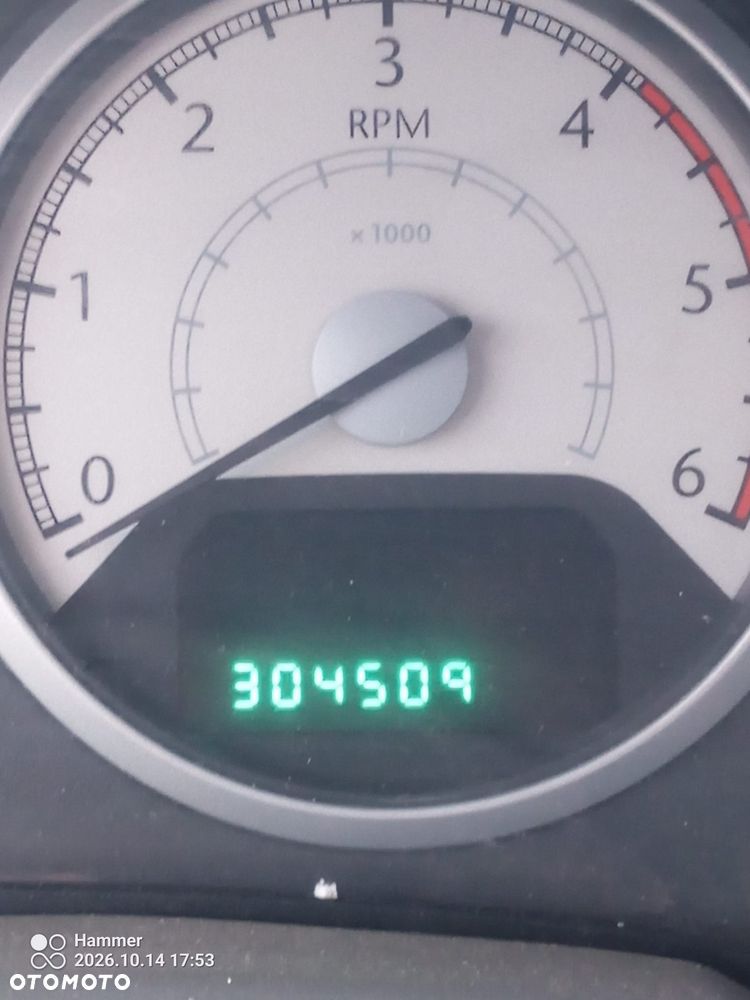 Chrysler Grand Voyager - 9