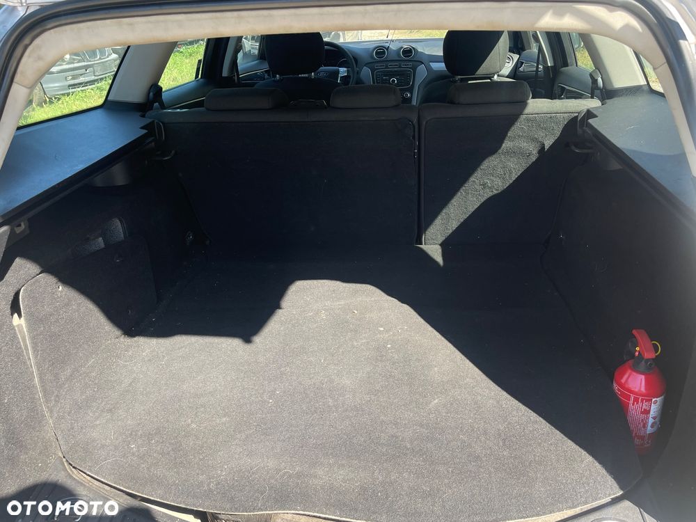 Ford Mondeo 2.0 TDCi Titanium - 14