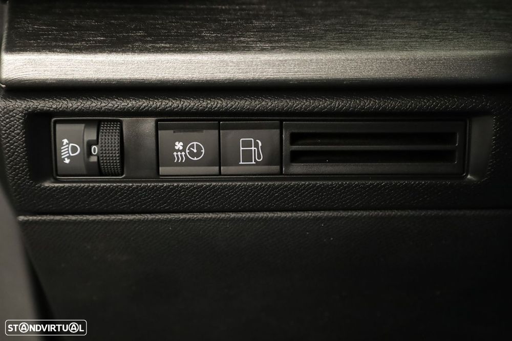 Citroën C5 X 1.6 Hybrid Feel Pack e-EAT8 - 18