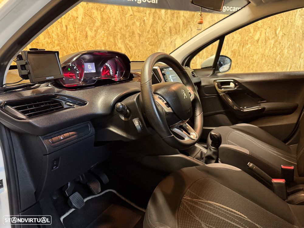 Peugeot 208 1.2 VTi Active - 8