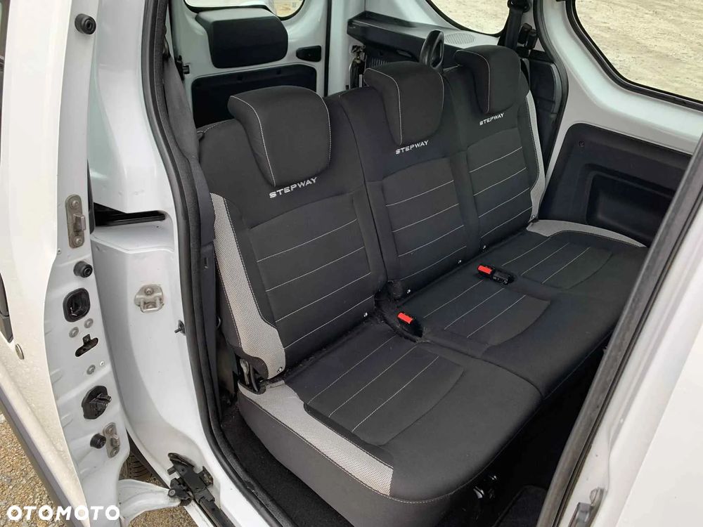 Dacia Dokker TCe 115 Stepway - 14