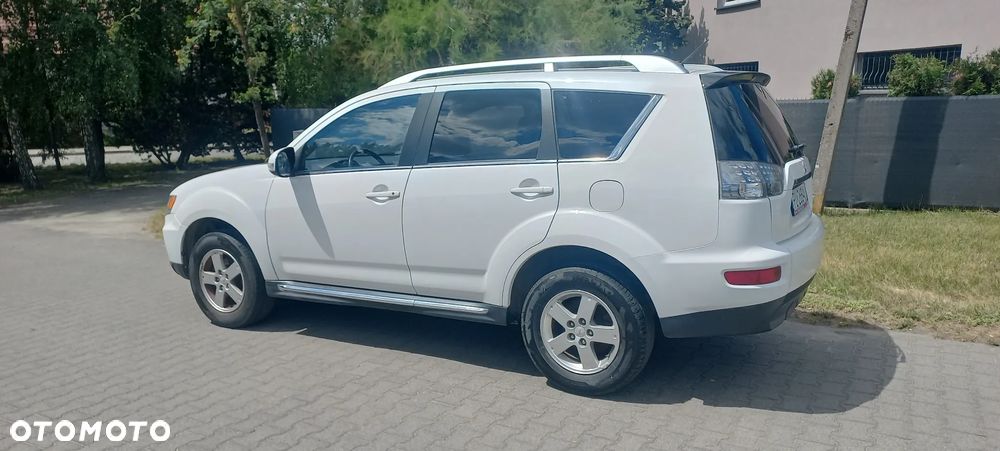 Mitsubishi Outlander 2.0 2WD Edition - 2