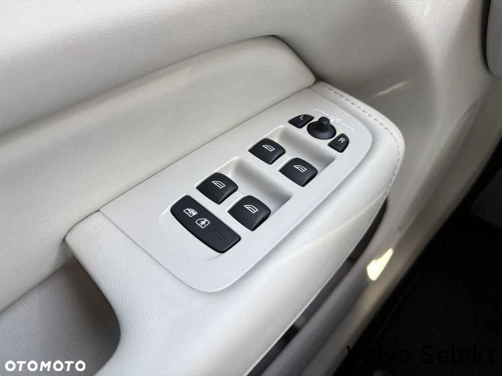 Volvo XC 60 - 21