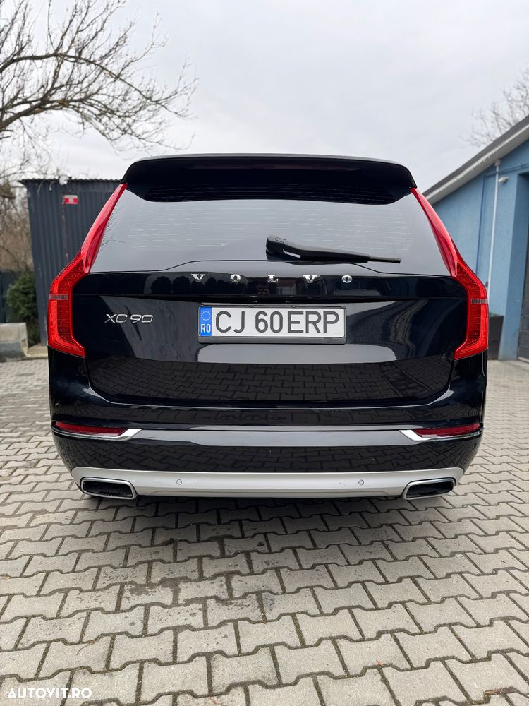 Volvo XC 90 D5 AWD Geartronic Inscription - 12