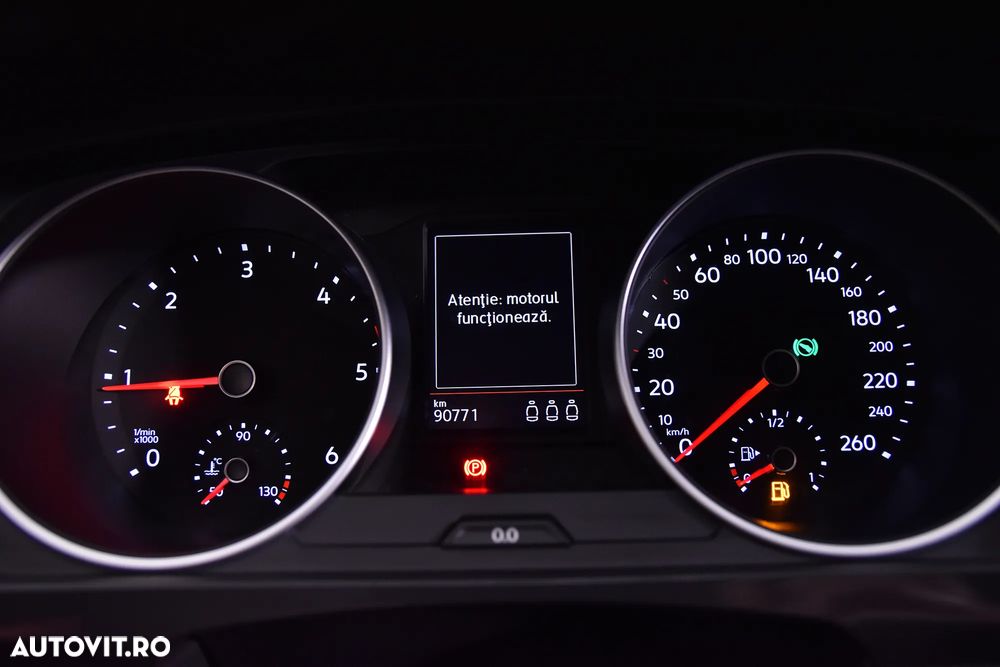 Volkswagen Tiguan - 11