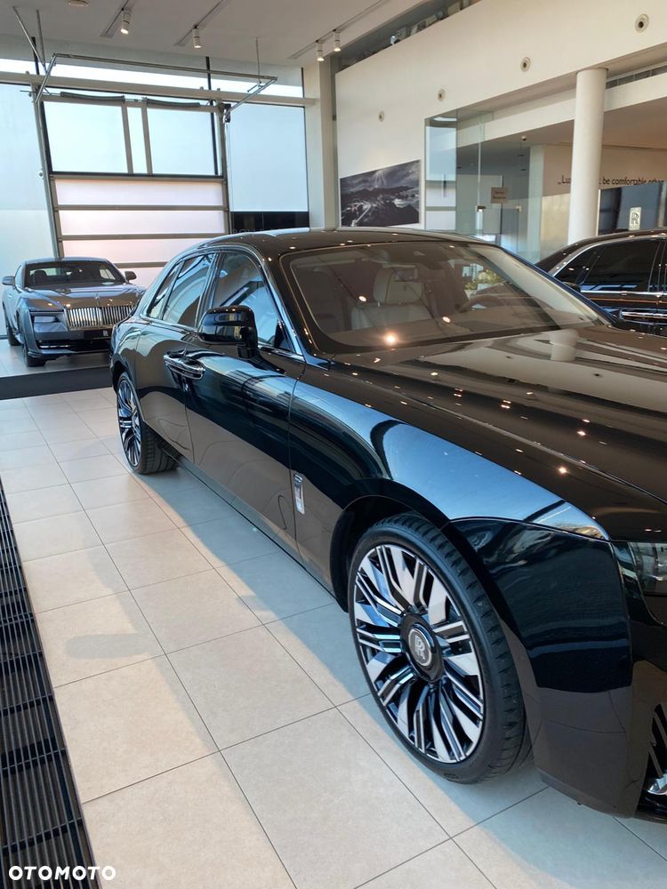 Rolls-Royce Ghost - 7