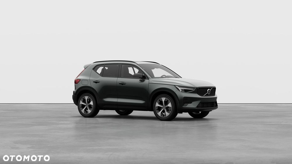 Volvo XC 40 B3 Ultra Dark - 2