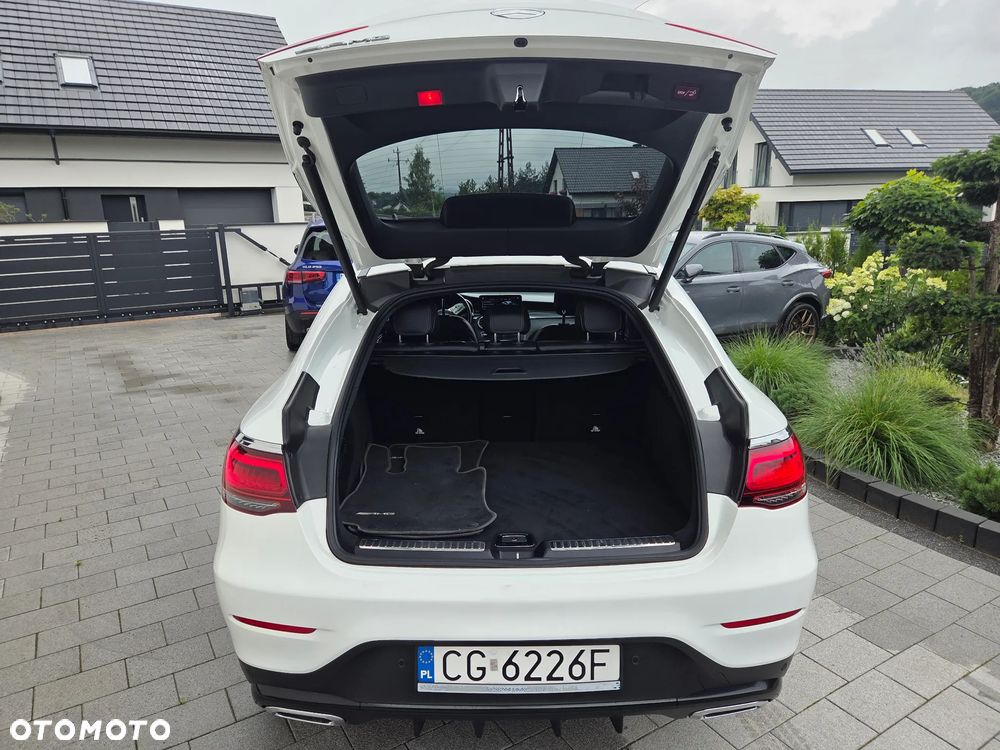 Mercedes-Benz GLC 200 4Matic 9G-TRONIC AMG Line Plus - 19